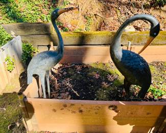Metal garden crane sculptures 