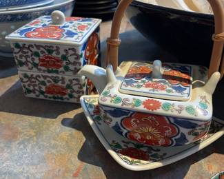 Japanese Imari-style Porcelain Tea Pot & Tea Jar