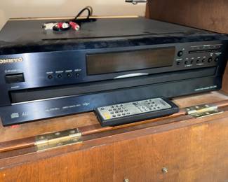 Onkyo DX-C390 6-Disc CD Changer