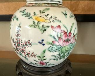 Chinese Famille Rose Porcelain Ginger Jar