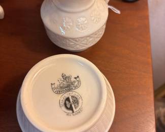 Belleek Pottery Cleary Stacking Sugar Bowl & Creamer Set