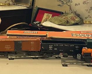 Late 1940s early 50s Lionel train set 2333–20