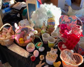 Assortment of Easter Decor