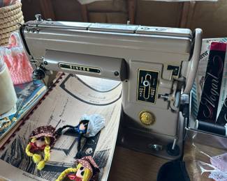 1940s Singer 301A Sewing Machine
