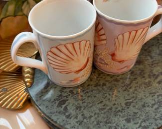 Set of 4  Ryan Inhesion Giftware "Shell Collage" Coffee Mugs by Maria Ryan 
