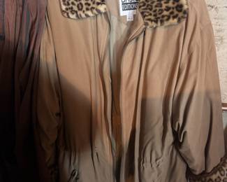 Basic Editions Tan Coat with Faux Leopard Collar – Size Large