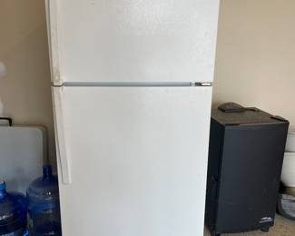 Whirlpool refrigerator 