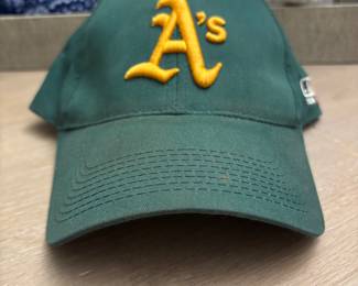 Vintage Oakland Athletics 
Baseball Cap