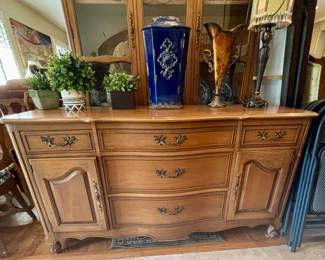 2-Piece Vintage China Cabinet 