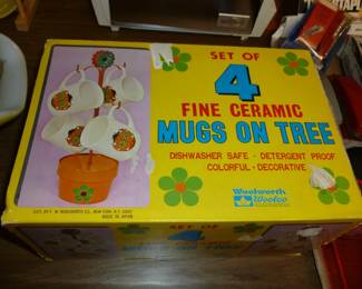 Mid-century mug tree never used