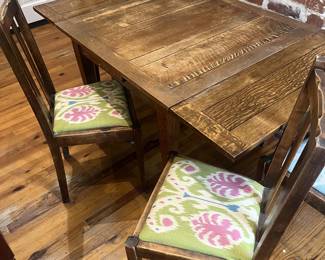 $350; Antique draw-leaf Mission/Arts & Crafts style oak table & four chairs; measures approx. 29" x 36" x 35" (59" with leaves drawn out); good condition with wear commensurate with age and use