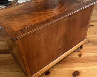 $100; Mid-century chest on open stand; approx. 25.5" x 32.5" x 18"