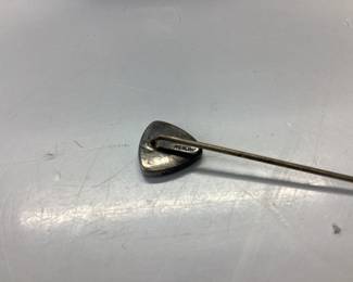 BLUE WILLOW HAT PEN DISPLAY WITH STERLING HAT PEN WITH SMALL THIMBLE STYLE HAT PEN DISPLAY AND ASSORTED PENS