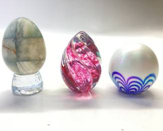 CARIBBEAN BLUE CALCITE STONE EGG, OBG 1993 VINTAGE ART GLASS EGG PAPERWEIGHT AND ART PAPERWEIGHT SWIRLING COLBOLT BLUE AND WHITE IRIDESCENT ORB