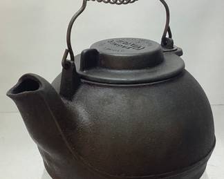  CAST IRON WAGNER WARE TEA KETTLE, MADE IN USA
