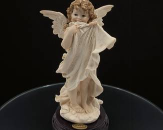 Giuseppe Armani Figurine: Heaven's Gift 781F With Original Box