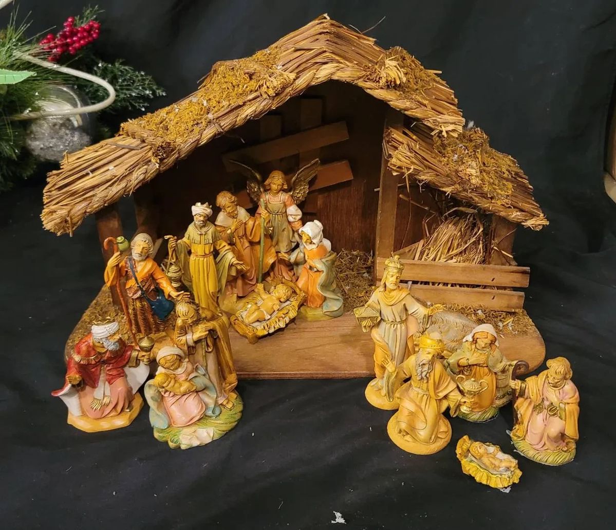 "Woodside: Bald Cypress" in Aiken, SC Starts Closing Sun 12/21 at 8pm. Pickup: Tue 12/23 from 4-6pm. Please click here to view more photos, descriptions, and current bids: https://ctbids.com/estate-sale/41308