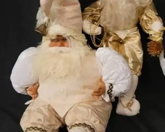 "Woodside: Bald Cypress" in Aiken, SC Starts Closing Sun 12/21 at 8pm. Pickup: Tue 12/23 from 4-6pm. Please click here to view more photos, descriptions, and current bids: https://ctbids.com/estate-sale/41308