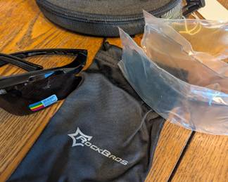 Pamper your eyes with Rock Brother glasses never been used.