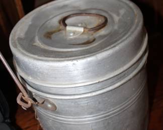 lunch pail