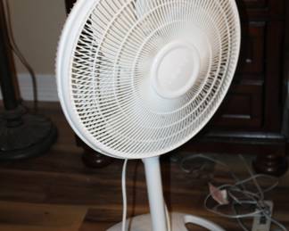 pedestal fan