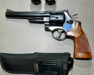 Dirty Harry S&W 44 mag/6.5 inch barrel