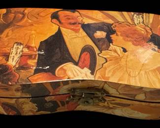 Curved Lacquered Trinket Box