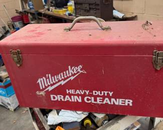 milwaukee tool box