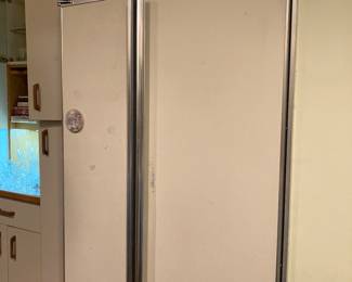 Sub Zero refrigerator. Works great selling due to kitchen remodel.