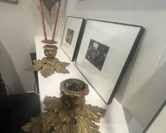 ANTIQUE BRASS CANDLE HOLDERS.