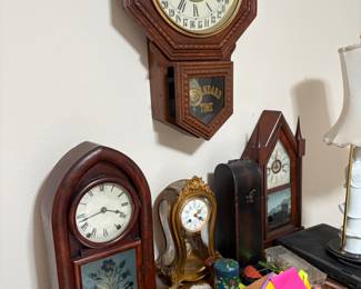 Antique Clocks. All work