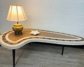Paisley Shaped MCM Coffee Table With Vintage Brass Footed Lamp