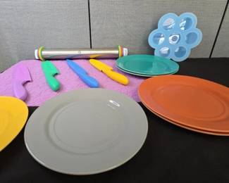 Hazel Atlas Milk Glass Plates, Cuisinart Knives, Cuisinart Ajustable Rolling Pin And More