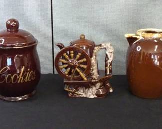 Vintage Tilso Brown And White Vintage Hull