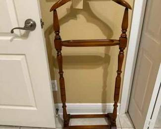 Valet stand 