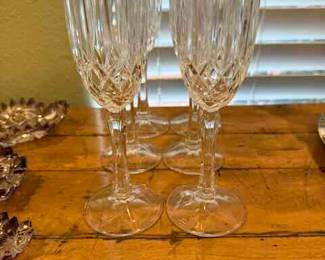 6 champagne flutes