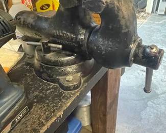 Antique Wilton Vise