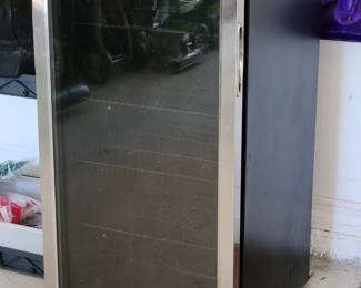 Danby beverage cooler, needs gasket