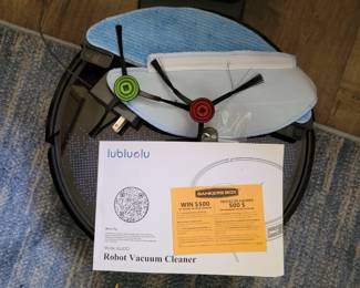 Robot vacuum, works well