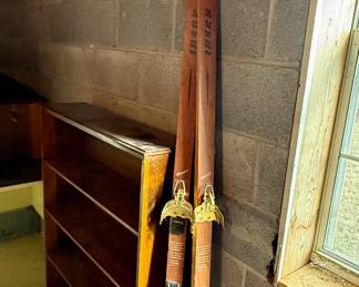 Vintage Huski Classic wooden skis with 3-pin cross-country ski bindings