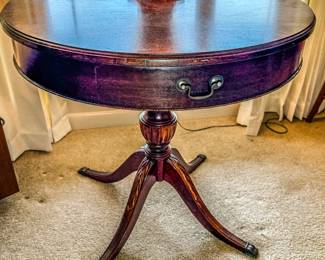 Vintage Georgian or Duncan Phyfe style mahogany drum table