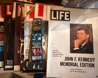 Vintage LIFE Magazines