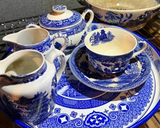 Assorted blue dishes