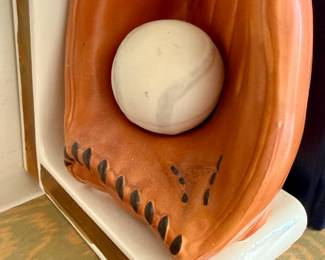 Vintage Lefton Ceramic Baseball Glove Bookend