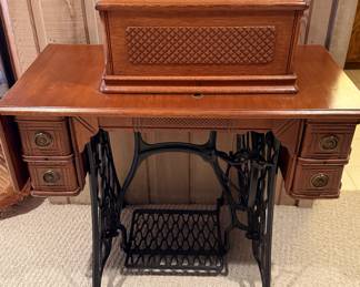 Singer Treadle Sewing Machine
