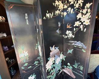 Vintage Hand-Painted 4 Panel Chinese Folding Screen / Room Divider With Gold Gilded Panels