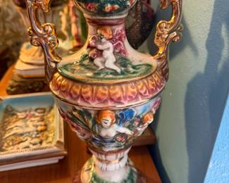 vintage Italian Capodimonte-style porcelain vase or urn
