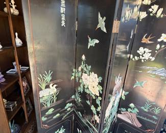Vintage Hand-Painted 4 Panel Chinese Folding Screen / Room Divider With Gold Gilded Panels