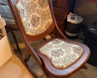 Vintage rocker in very clean condition 