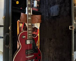 Hondo II electric guitar 